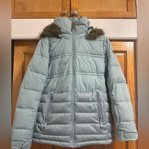 Roxy Quinn Snow ski womaen’s Light Blue Puffer Jacket with Faux Fur Trim